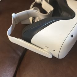 Oculus VR headset