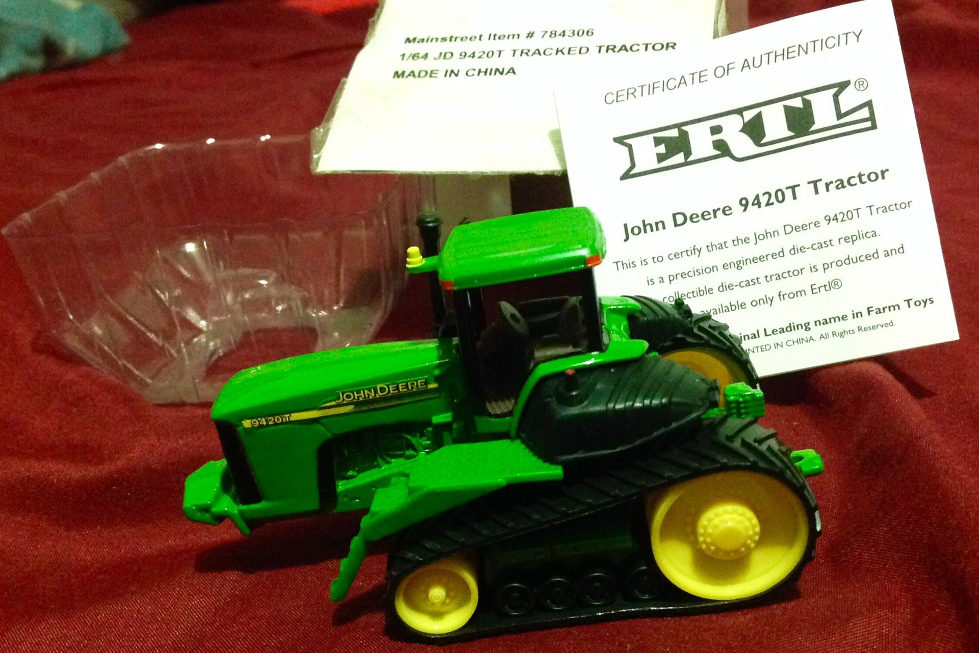 ERTL/Mainstreet Item #7843606: 1/64 John Deere 9420T Tracked Tractor - New