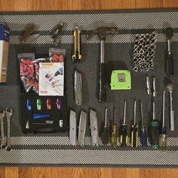 Tools (Over 100pcs) 
