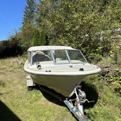 1975 Sabre Craft Boat