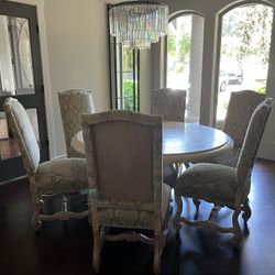 Kreiss Furniture Dining Table W/ 8 Chiars