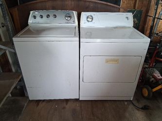 Whirlpoo digital l washer n dryer