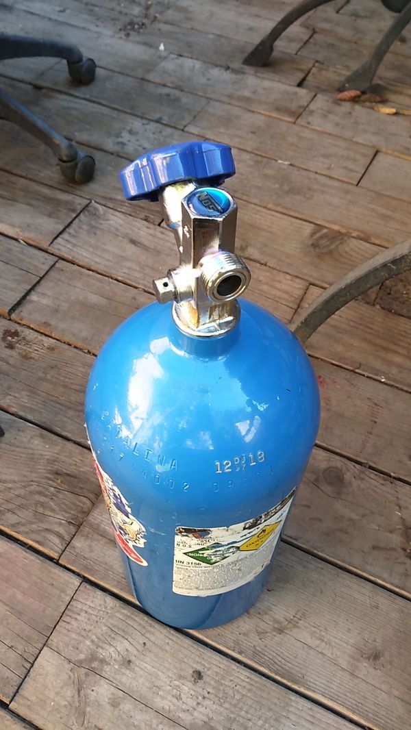 10 pound noz tank for Sale in Santa Ana, CA OfferUp