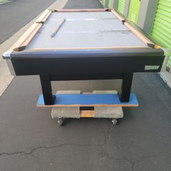 8ft Brunswick pool table (free delivery & set up 