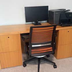 Free Desk