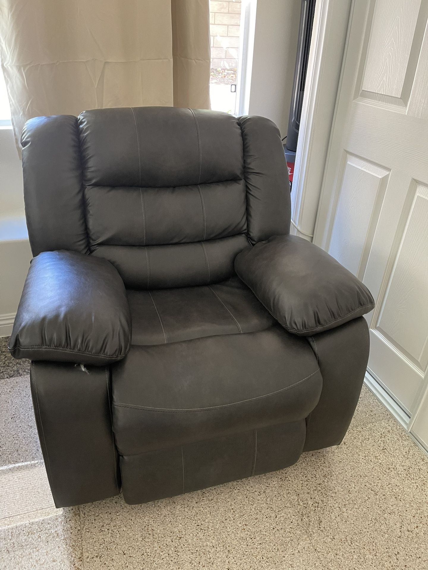 Recliner