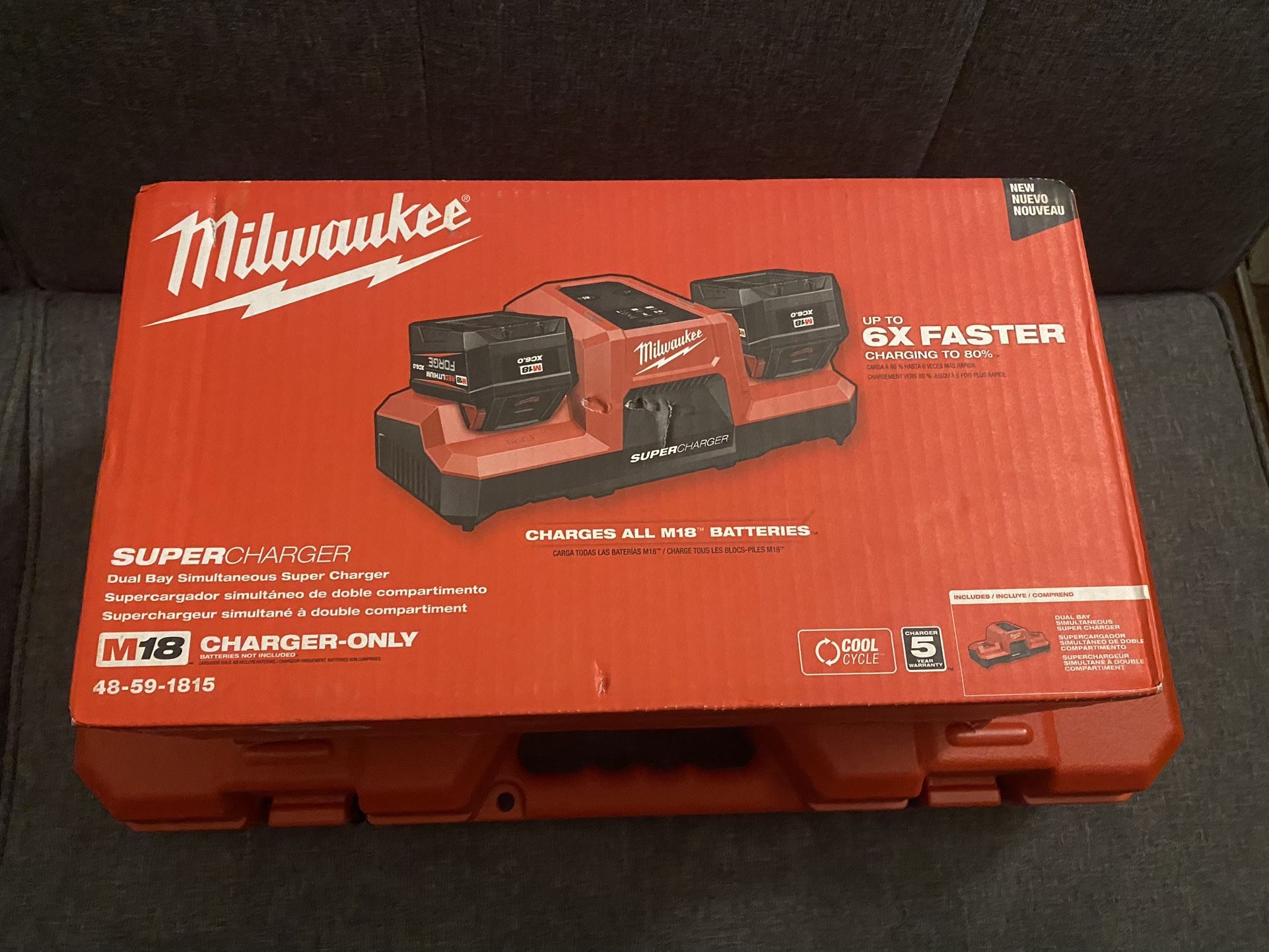 Milwaukee SUPER charger