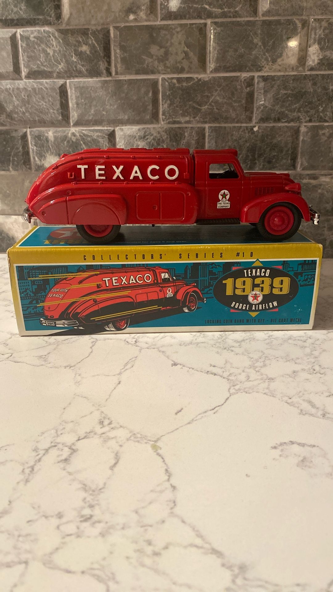 Texaco 1939 Dodge Airflow Coin Bank With Key- 1993