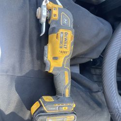 DeWalt Oscillating Multi Tool XR