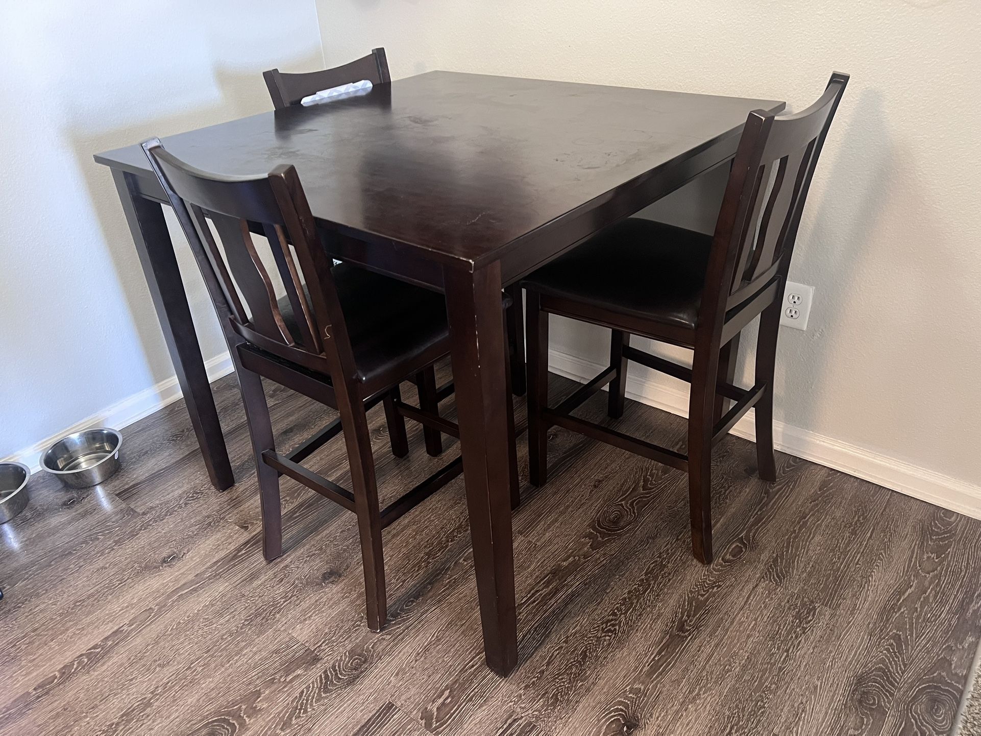 4 Person Dining Room Table Set