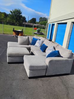 Sectional sofa couch - delivery available