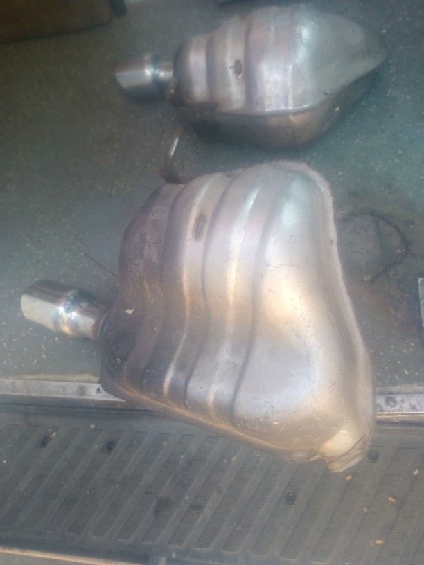 Pair Of Muffler 