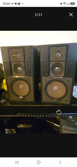 Sansuii S-M90 stereo speakers