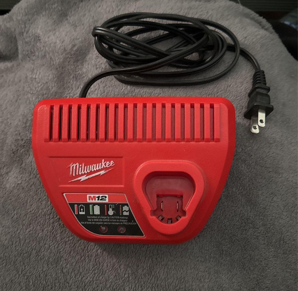 Milwaukee, 12 V Charger For My 