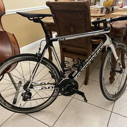 Cannondale Super six Di2 Size 56. Road Bike With Power Meter
