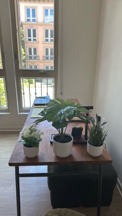 Table|Desk ‘Like New’ great price at 60 from IKEA