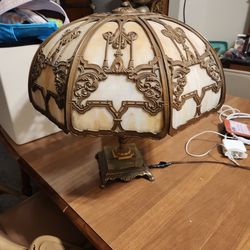 Vintage Slag Glass Table Lamp