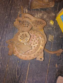 Antique Corn Sheller HS2