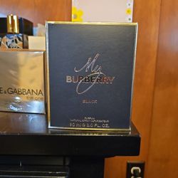 My burberry black never open