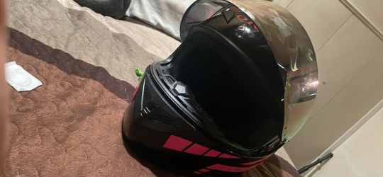 Motorcycle helmet