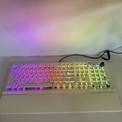 ROCCAT Vulcan 122 Mechanical Gaming Keyboard – Like New, Premium RGB