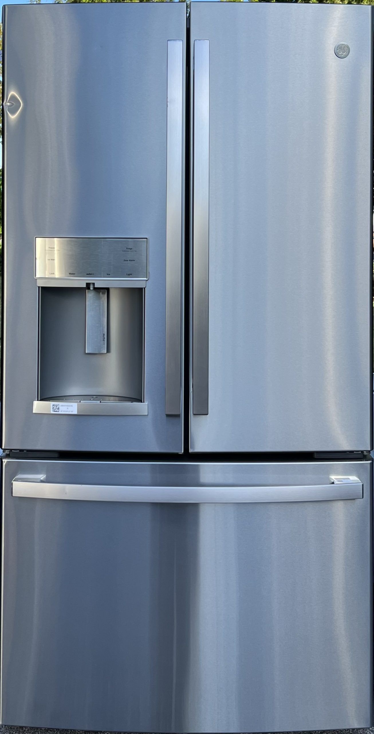 GE Refrigerator PYE22KYNFS 01151 .