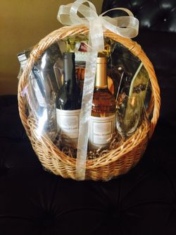 Wine basket for sale