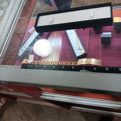 10k Chino Link Style Bracelet 32.2  8-1/2 Inches 