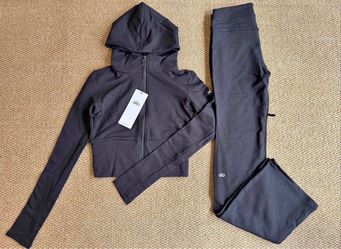 Alo Yoga Black Zip-Up Hoodie and Leggings Set