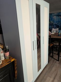 Closet / cuboard forsale