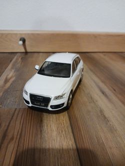 Toy Audi Q5