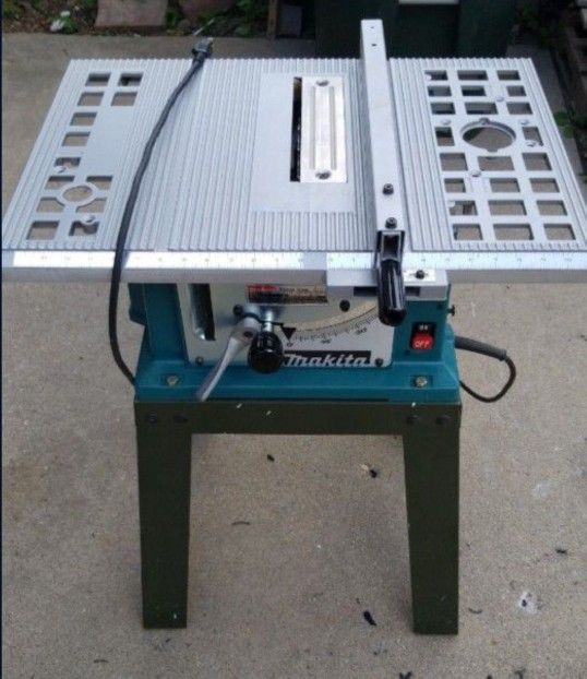 Makita Table Saw
