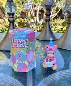 【Authentic】Sonny Angel Birthday Gift Bear 2021 - Original Mini Figure / Pink