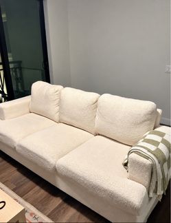 Cream Bouclé Sofa – Removable Covers