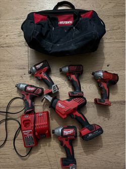 Milwaukee tool set