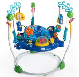 Baby bouncer- LIKE NEW!