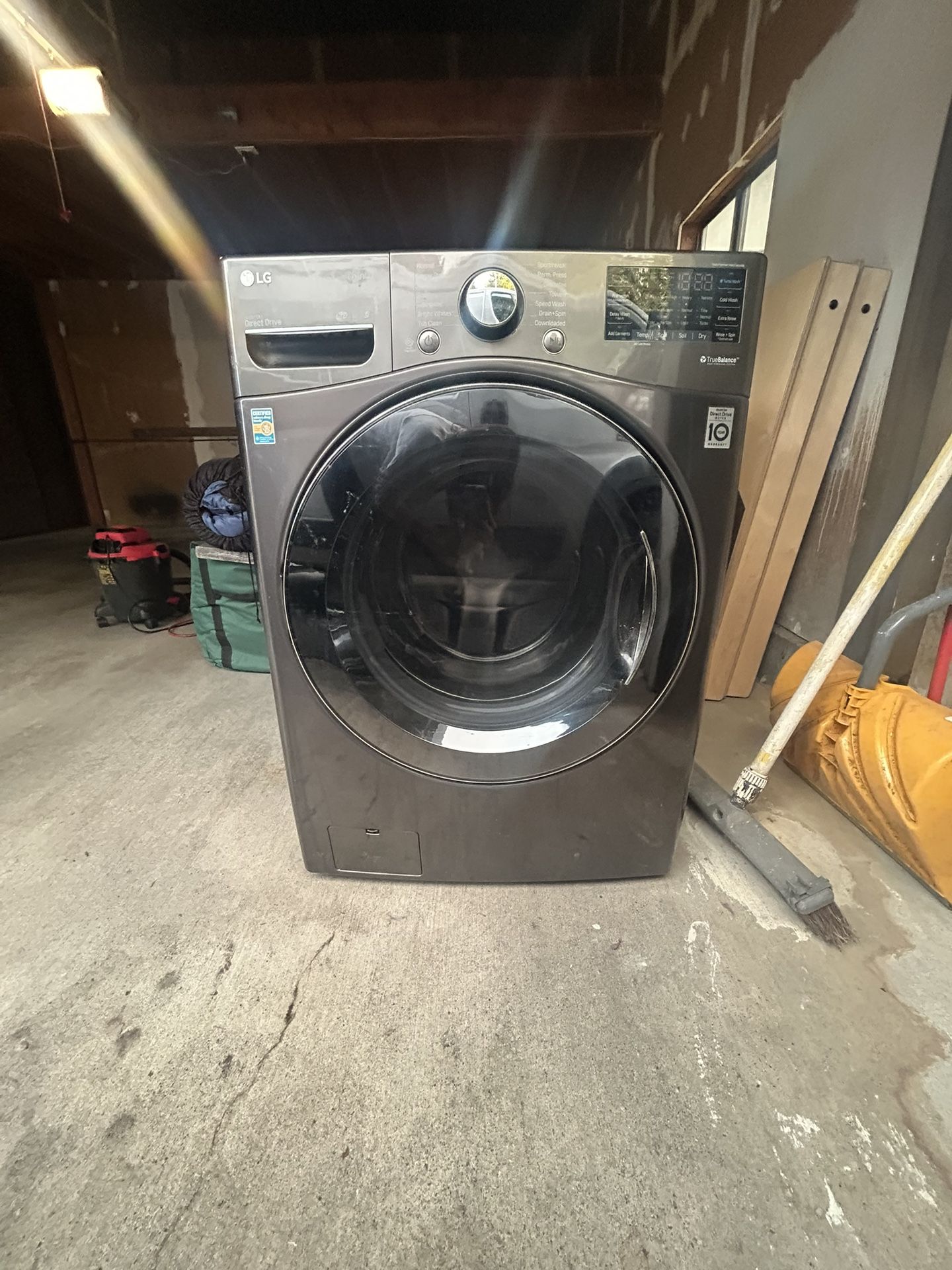 LG Smart All-In-One Washer/Dryer Combo