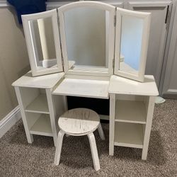Pottery Barn kids Vanity