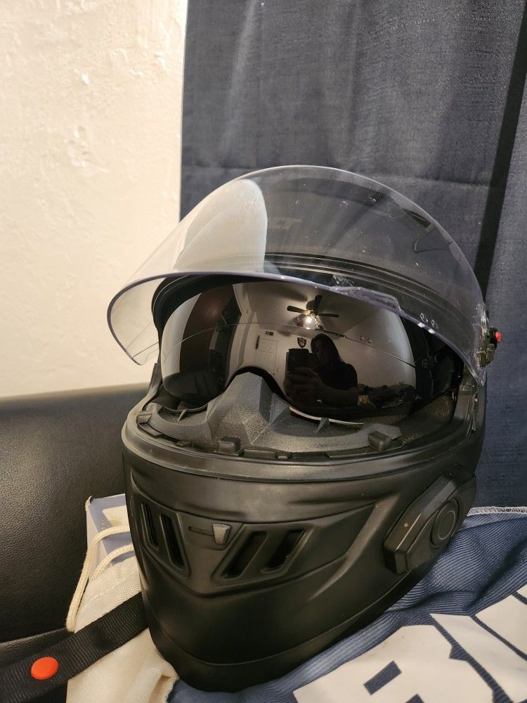 Bilt Bluetooth Motorcycle Helmet 