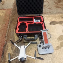 DJI Mini Pro 3. 