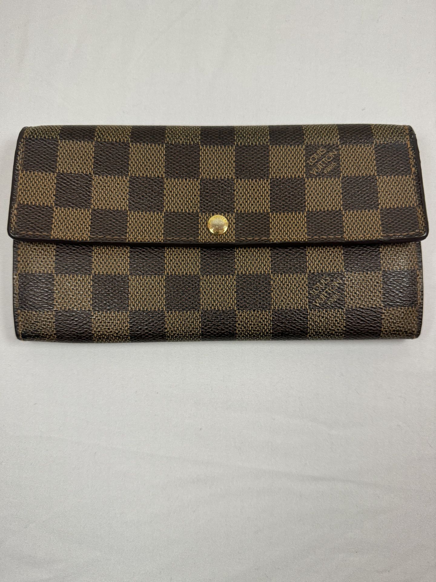 LV Wallet AUTHENTIC 