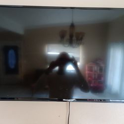Hisense TV ( Not a Smart TV)