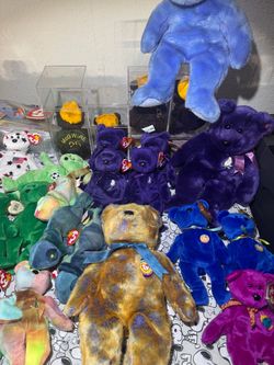 HUGE Vintage TY Beanie Babies Collection 100+ Tagged Bears & Animals – $2,000