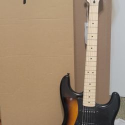  Sale ----Electric Guitar Fender & Amp