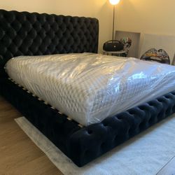 $699 Brand New King Bed Frame With Mattress (read description below)