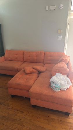 Sectional couch