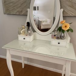 Vanity With Glass Top