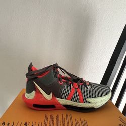 LeBron Witness 7 Crimson Bright Alligator