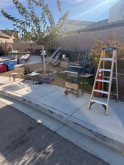 13697 Menlo Way Victorville Ca 92392 - Big Appliances, Furniture, Miscellaneous. Thursday - Saturday