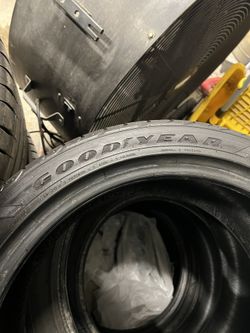 235/40/18 Good Year